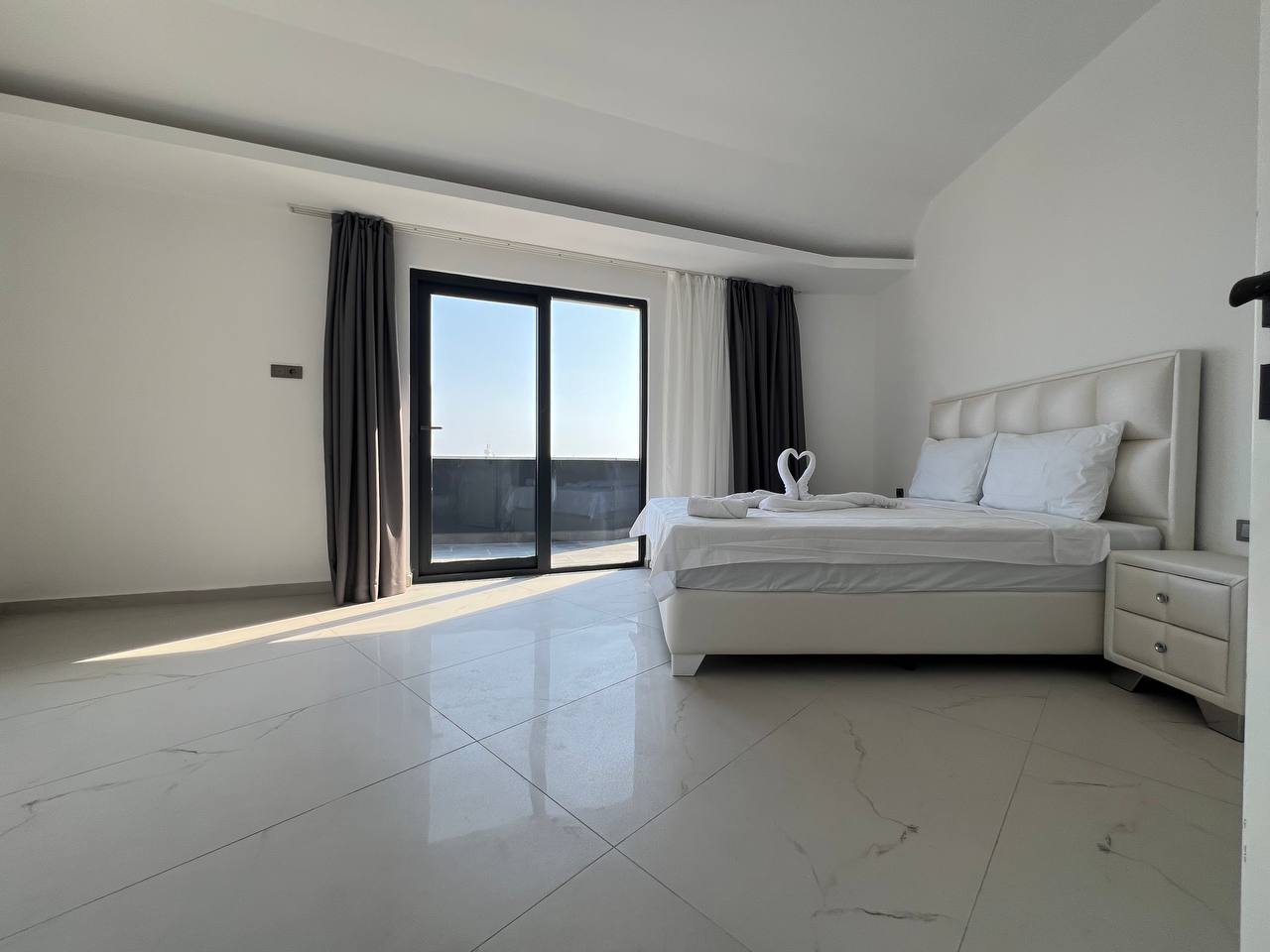 N°A29 - Salam Residence 2 - Magnificent 3 Bedroom Duplex, Sea View and Mosque!